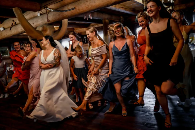 Reportaż ślubny krok po kroku – jak wygląda nasza praca w dniu ślubu